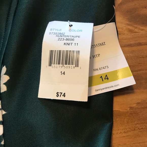 NWT: Danny and Nicole a-line dress w/pockets - Picture 6 of 11